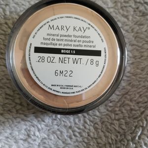 Mary Kay Mineral Powder Foundation